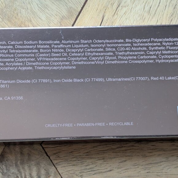 BRAND NEW - Girlactik Essential Eyeshadow Palette – 10 Shades - Picture 4 of 5